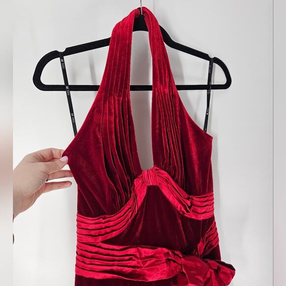 Tadashi Shoji Red Velvet V Neck Halter Midi Dress M - Picture 2 of 9